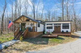 781 Burns Hill Rd, Lobelville, TN 37097