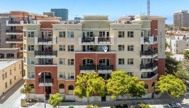 3687 4th Ave. 313, San Diego, CA 92103