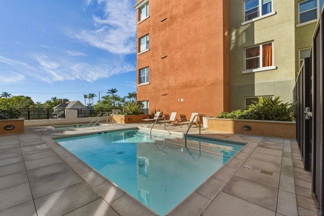 3687 4th Ave. 313, San Diego, CA 92103