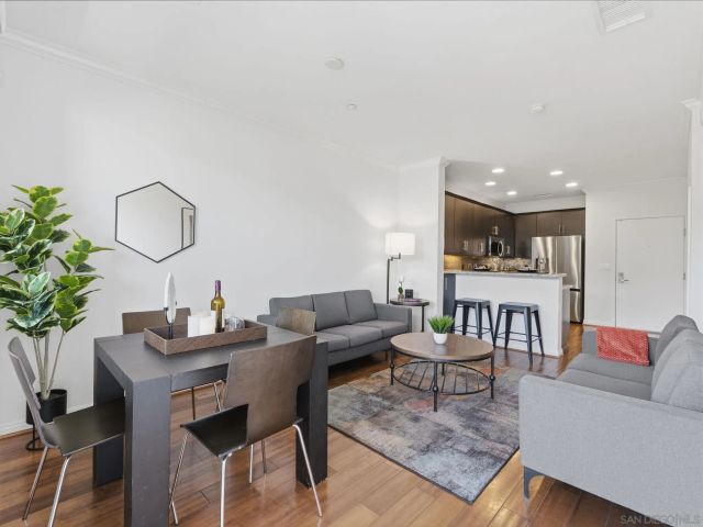 3687 4th Ave. 313, San Diego, CA 92103
