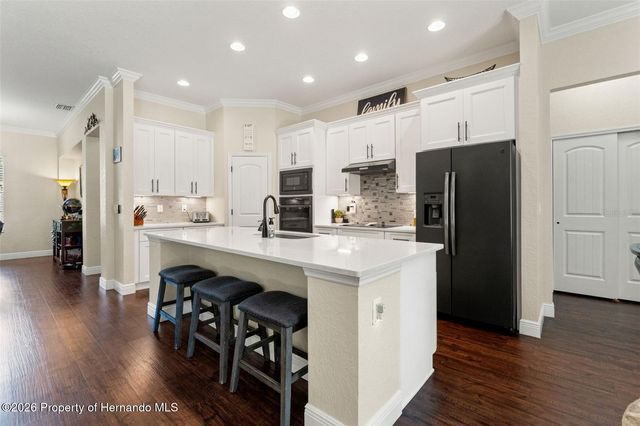 2111 Maximilian Avenue, Spring Hill, FL 34609