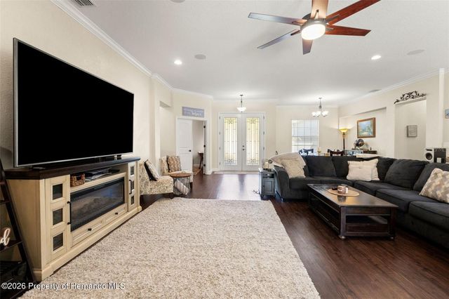 2111 Maximilian Avenue, Spring Hill, FL 34609