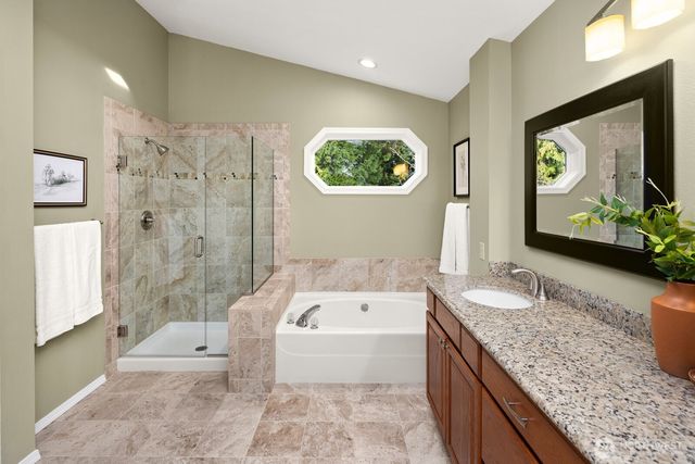 16708 5th Avenue NE, Shoreline, WA 98155