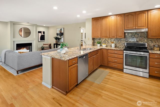 16708 5th Avenue NE, Shoreline, WA 98155