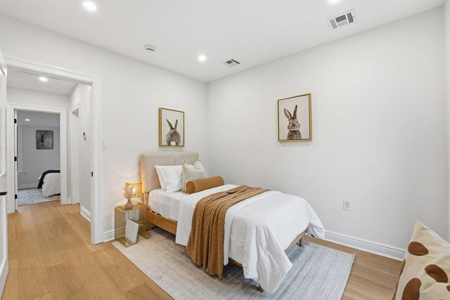 207 4TH ST, Jc, Downtown, NJ 07302