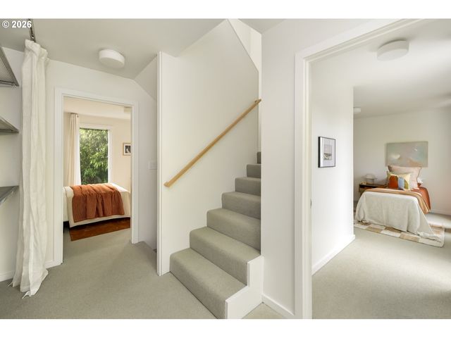 3965 N GANTENBEIN Ave, Portland, OR 97227