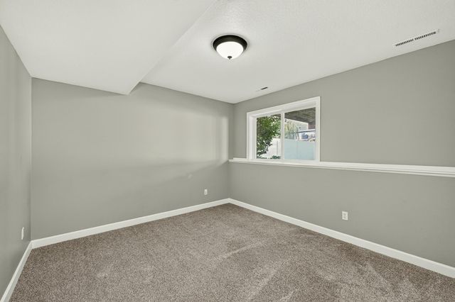 3799 Odyssey Drive SW, Rochester, MN 55902