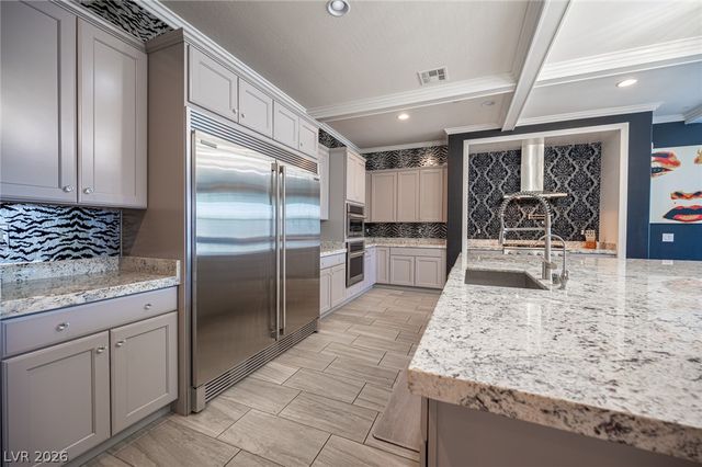 10300 Mystic Ledge Court, Las Vegas, NV 89149