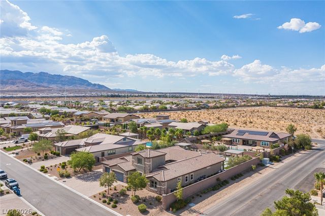 10300 Mystic Ledge Court, Las Vegas, NV 89149