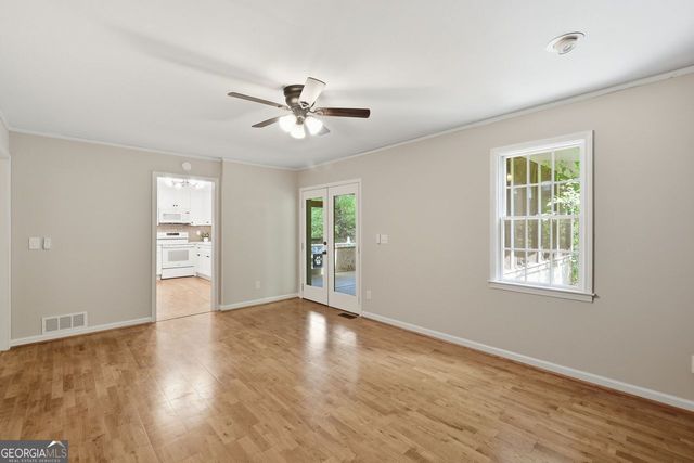 435 Stonebridge Drive, Roswell, GA 30075