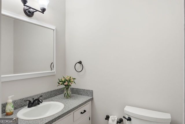 435 Stonebridge Drive, Roswell, GA 30075