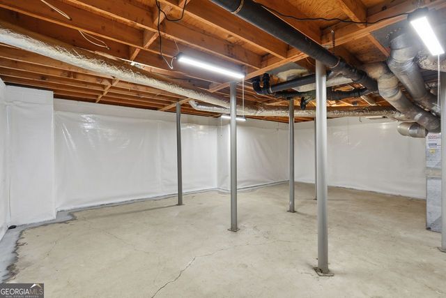 435 Stonebridge Drive, Roswell, GA 30075