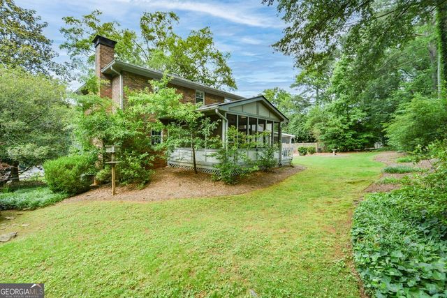435 Stonebridge Drive, Roswell, GA 30075
