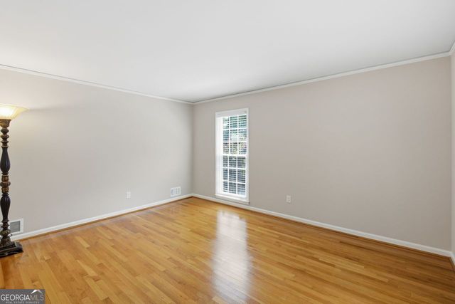 435 Stonebridge Drive, Roswell, GA 30075