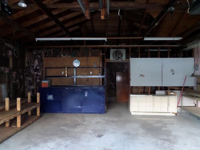 2702 S Meridian Street, Marion, IN 46953