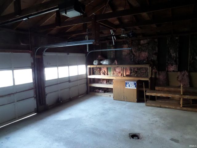 2702 S Meridian Street, Marion, IN 46953