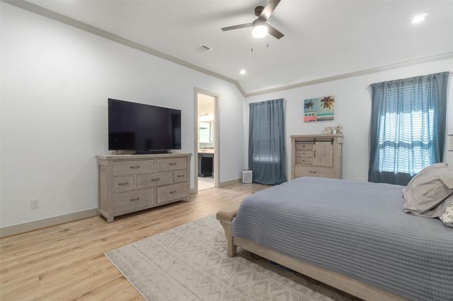 2572 Ravenna Court, Friendswood, TX 77546