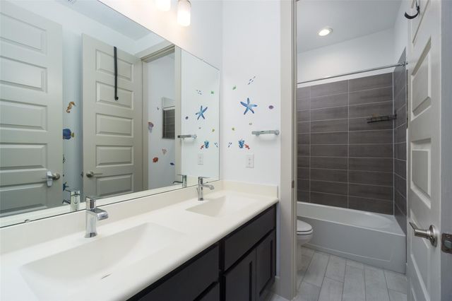 2572 Ravenna Court, Friendswood, TX 77546