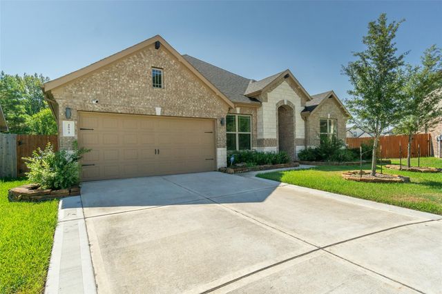2572 Ravenna Court, Friendswood, TX 77546