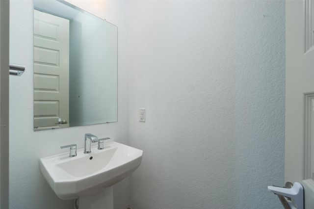 2572 Ravenna Court, Friendswood, TX 77546