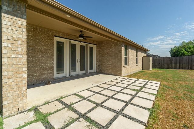 2572 Ravenna Court, Friendswood, TX 77546