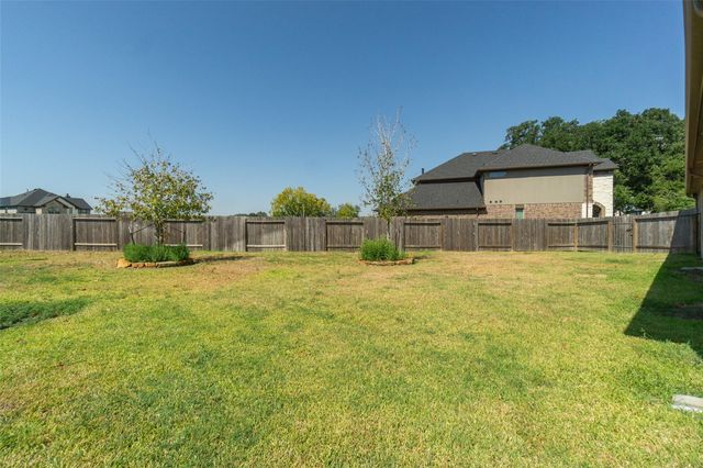 2572 Ravenna Court, Friendswood, TX 77546