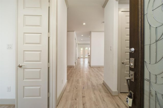 2572 Ravenna Court, Friendswood, TX 77546