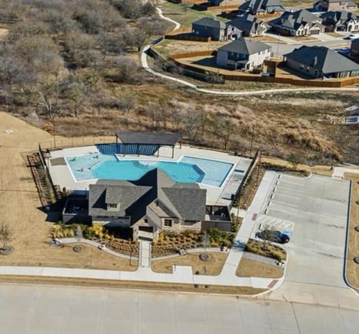 4532 Pentridge Drive, Fort Worth, TX 76036