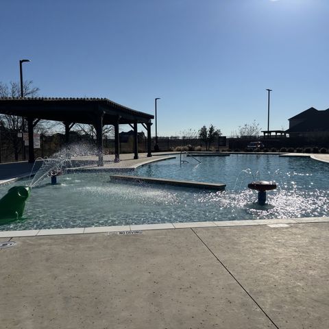 4532 Pentridge Drive, Fort Worth, TX 76036