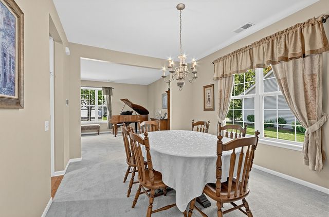 211 Honors Drive, Shorewood, IL 60404