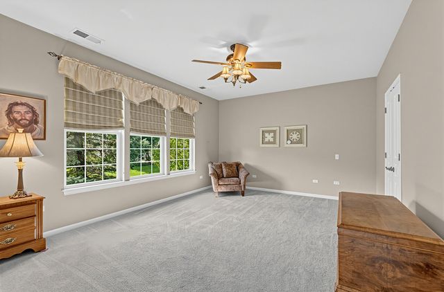 211 Honors Drive, Shorewood, IL 60404