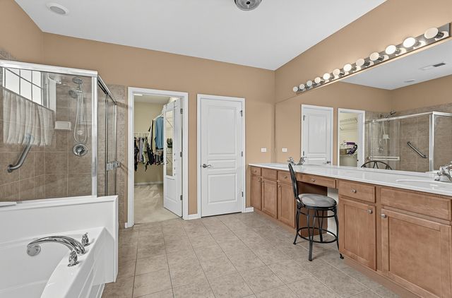 211 Honors Drive, Shorewood, IL 60404