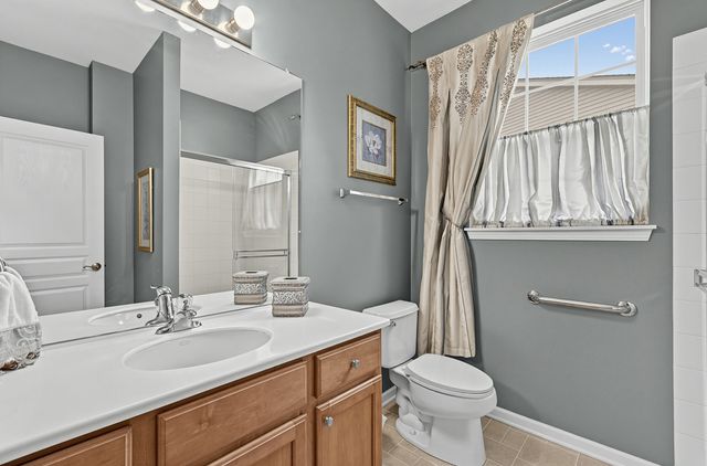 211 Honors Drive, Shorewood, IL 60404
