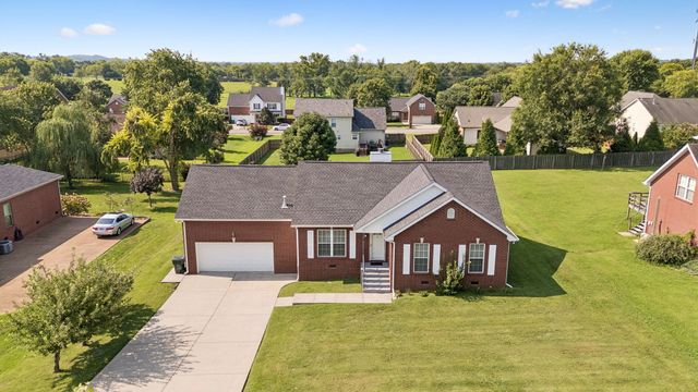 1014 Kiser Ave, Hendersonville, TN 37075