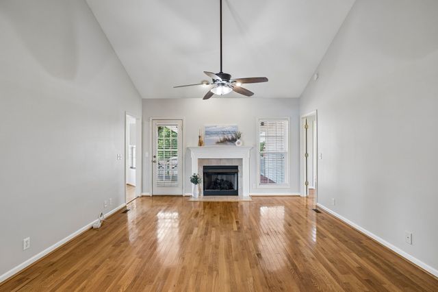 1014 Kiser Ave, Hendersonville, TN 37075