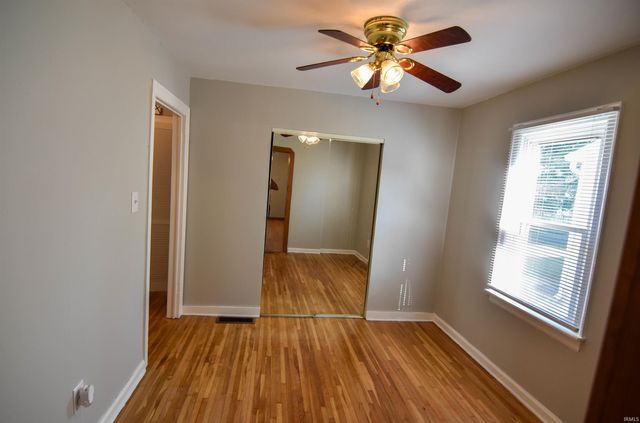 912 N Spring Street, Evansville, IN 47711