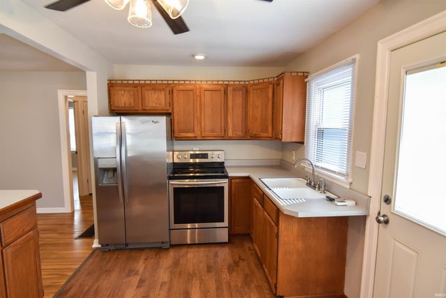 912 N Spring Street, Evansville, IN 47711