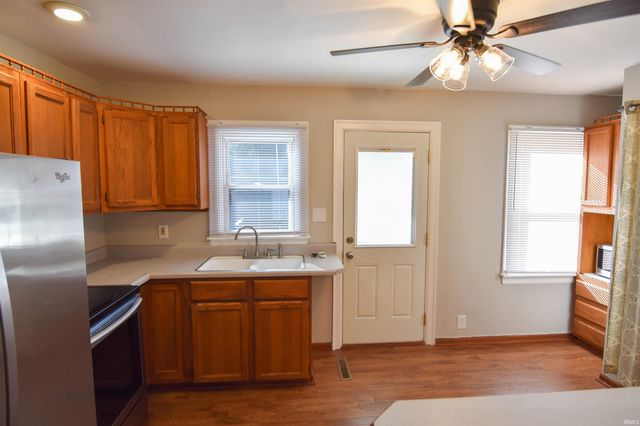 912 N Spring Street, Evansville, IN 47711