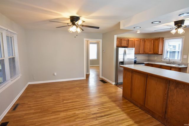 912 N Spring Street, Evansville, IN 47711