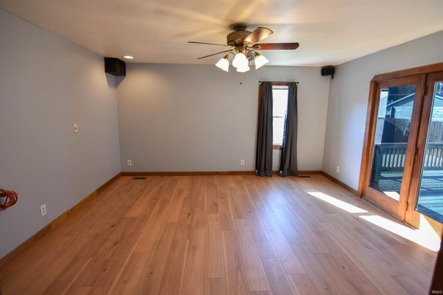 912 N Spring Street, Evansville, IN 47711