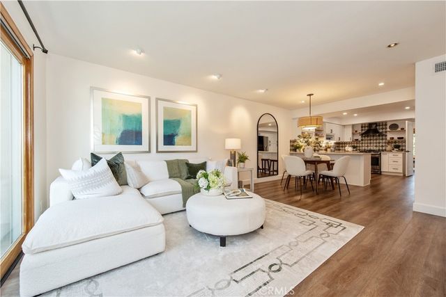 24 Spicewood Way, Irvine, CA 92612