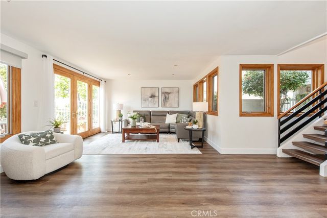 24 Spicewood Way, Irvine, CA 92612