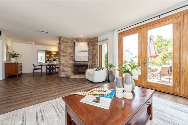 24 Spicewood Way, Irvine, CA 92612