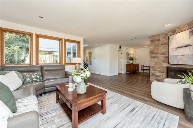 24 Spicewood Way, Irvine, CA 92612