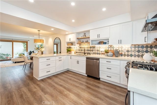 24 Spicewood Way, Irvine, CA 92612