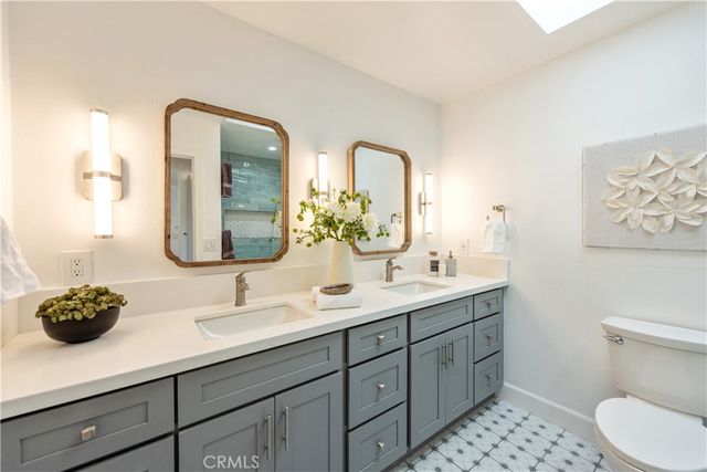 24 Spicewood Way, Irvine, CA 92612