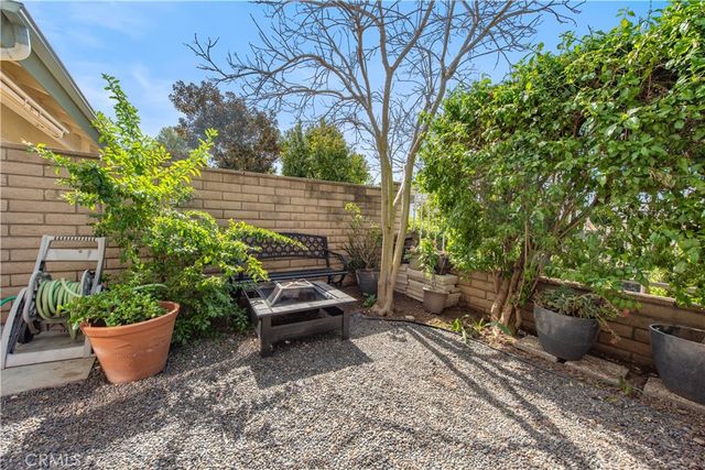 24 Spicewood Way, Irvine, CA 92612