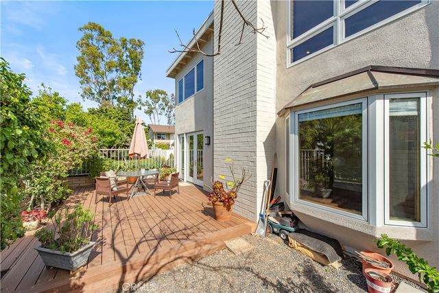 24 Spicewood Way, Irvine, CA 92612