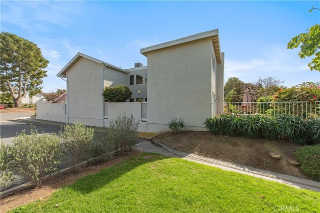 24 Spicewood Way, Irvine, CA 92612