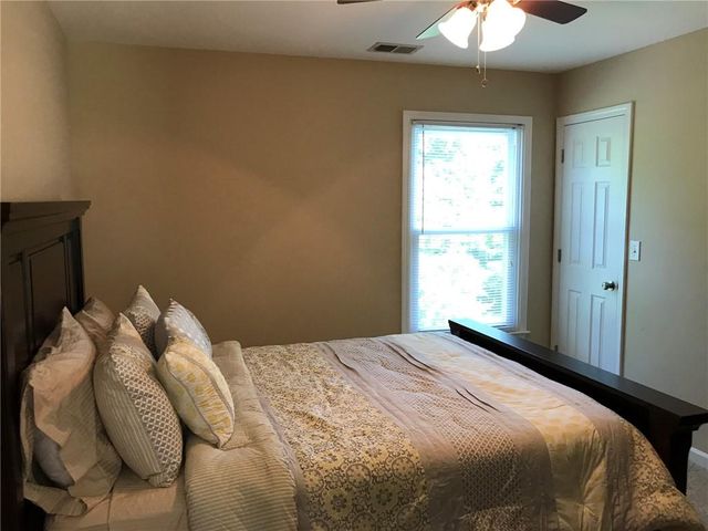 2017 Grove Park Court, Marietta, GA 30062